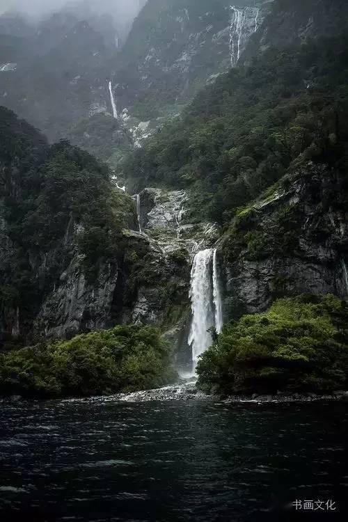 森迪公主的夏日服装